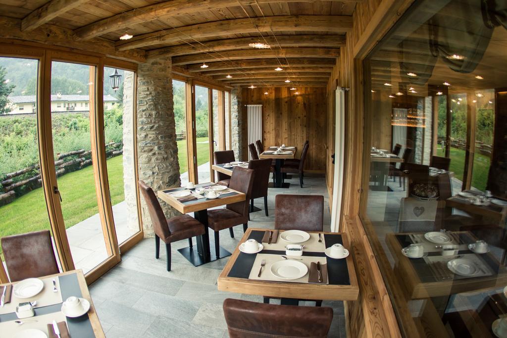 Hotel Les Montagnards Morgex Exterior photo