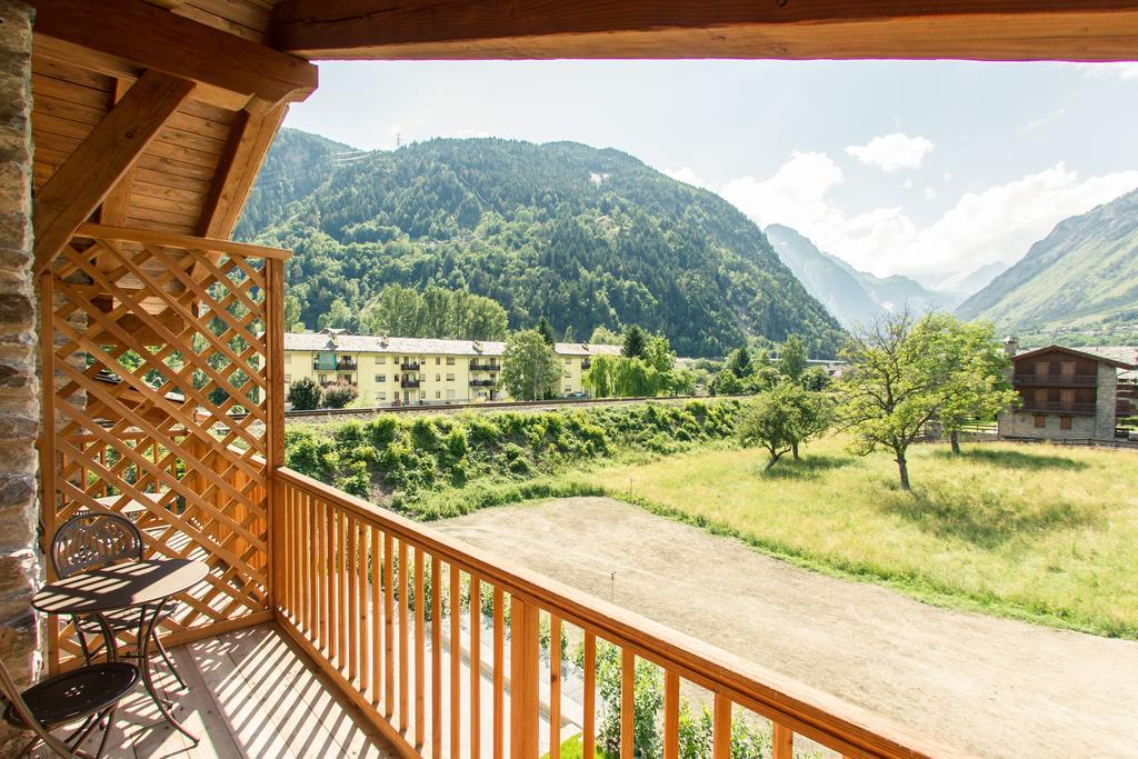 Hotel Les Montagnards Morgex Exterior photo