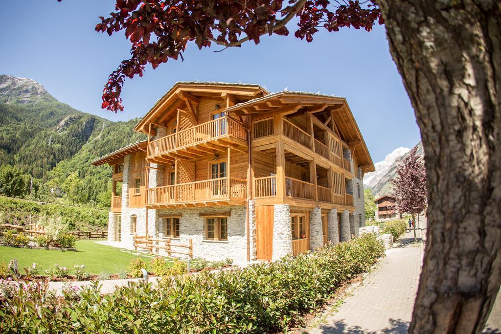 Hotel Les Montagnards Morgex Exterior photo